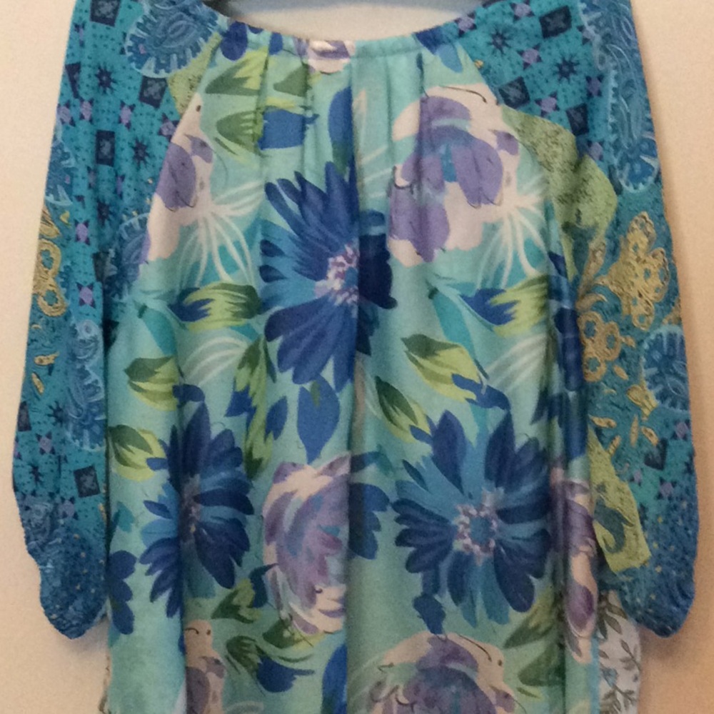 Avenue Beautiful Fab Multi-Print Chic Boho Top - Picture 3 of 5